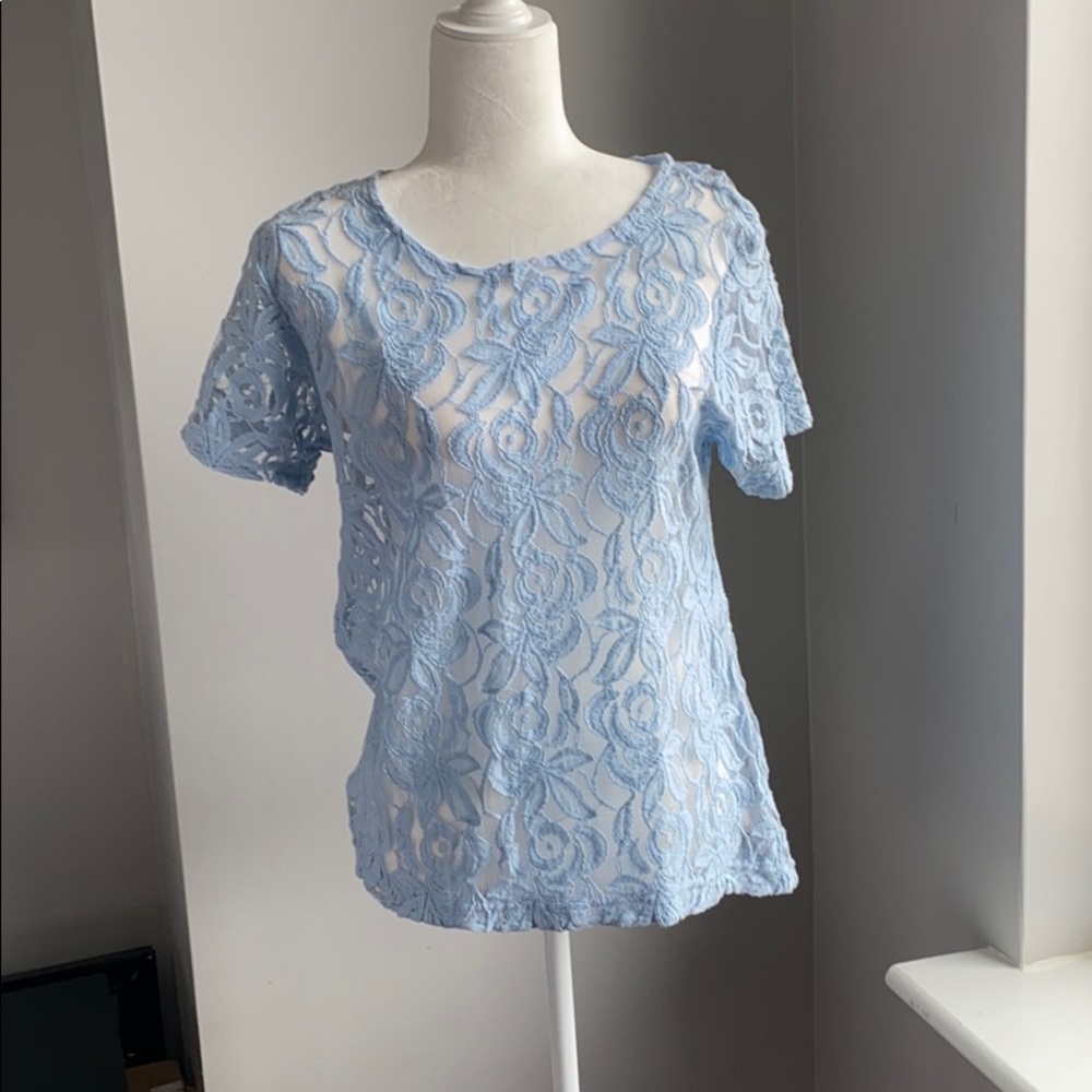 Soft cotton lace top baby blue small new like